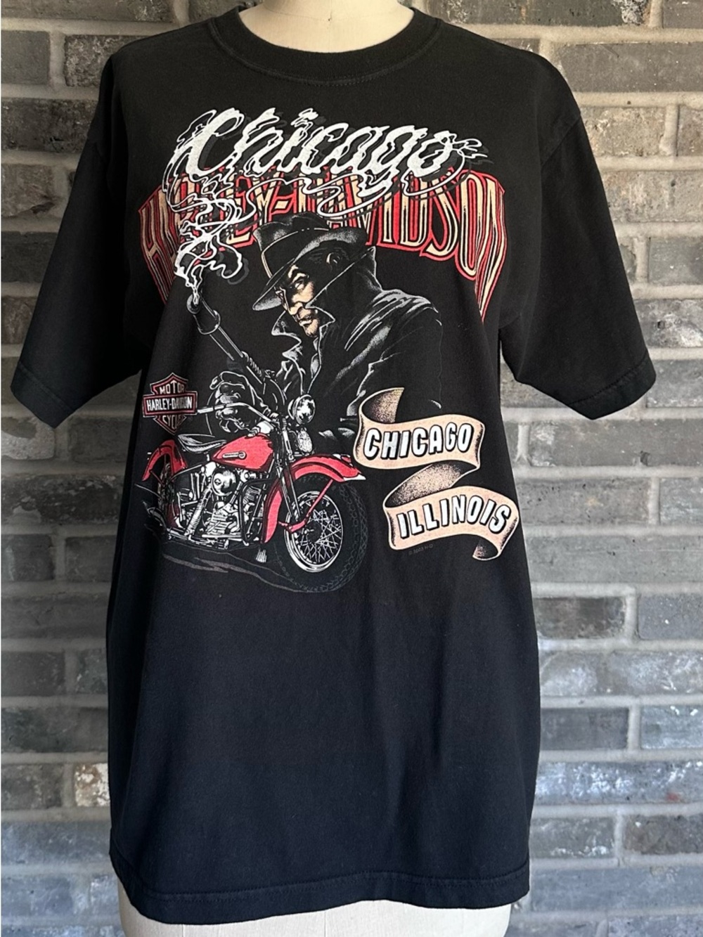 Y2K 2003 Harley Davidson Chicago Illinois Outlaw Graphic T Shirt Black Fade Mens